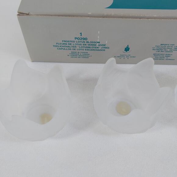 Partylite P0290 Frosted Lotus Blossom Candle Holders Set of 3 Glass‎ NEW - Picture 6 of 7